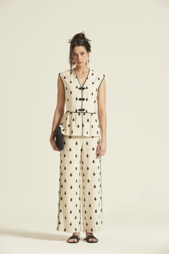Top peplum bordado mujer crema Oky