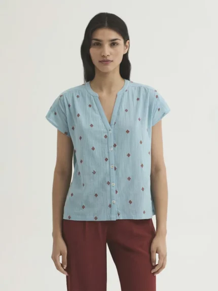 Camisa con bordado Diamond mujer Nice Things azul claro